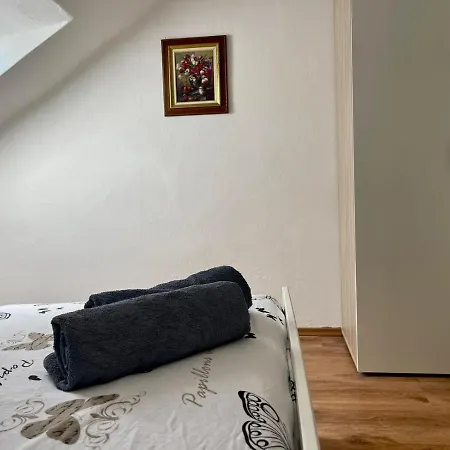 Rustical Retreat Апартаменты *